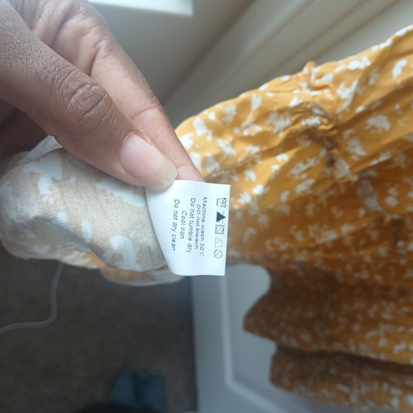 Allegra K Yellow Floral Dress Size Medium - Picture 5 of 6